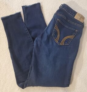 Hollister Super Skinny Blue Stretch Denim W 26 L 28
